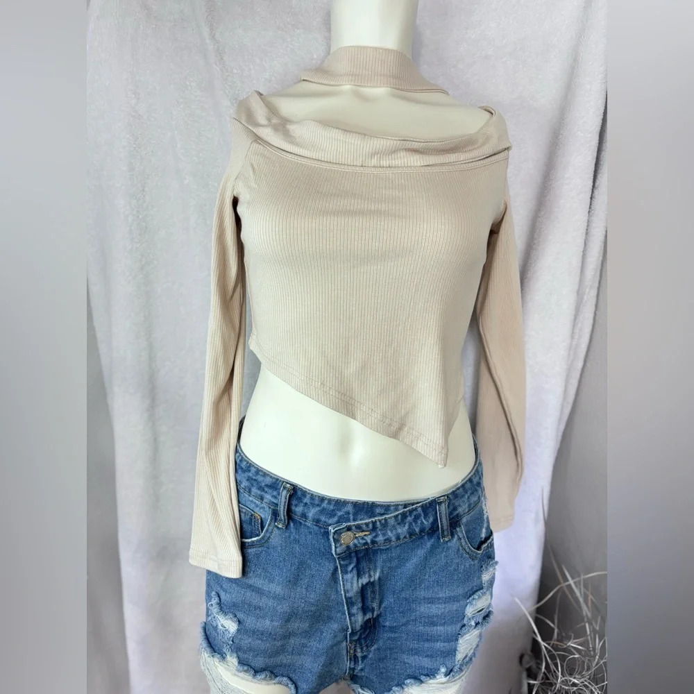 Ribbed Knit‎ Top Asymmetrical Long Sleeve Off Shoulder Crop Top